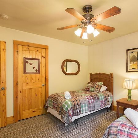 Rooster Ridge Hendersonville Exterior foto